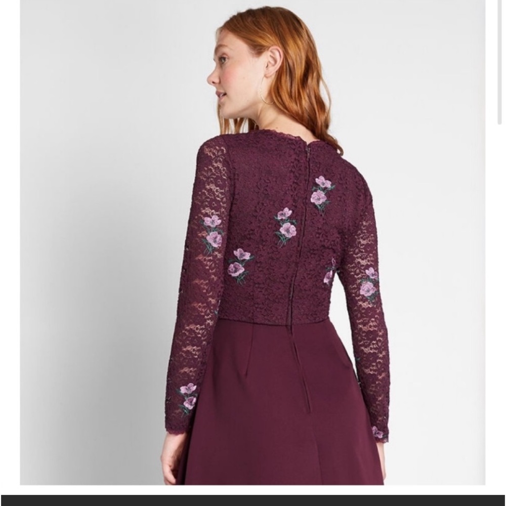 ModCloth Burgundy Ready To Bloom Lace Top Dress Size 10.